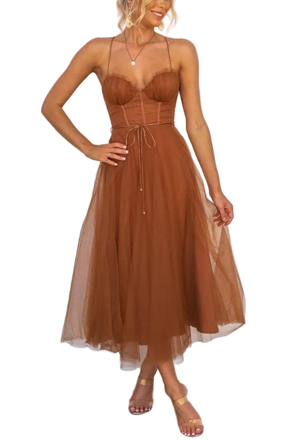 Elegantes Damen Maxikleid, ärmellos, mit Trägern, knöchellang für besondere Anlässe.
