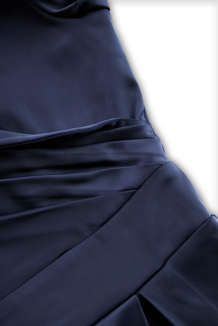Damen Elegantes Midikleid A-Linie mit Schalkragen, V-Ausschnitt & Dreiviertelärmeln. Ideal als Büro- oder Festkleid.