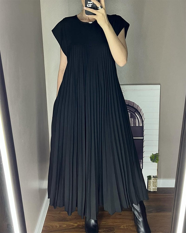 Braunes plissiertes Damen Sommer Maxikleid, elegant, lang, Rundhals, Capsleeves.