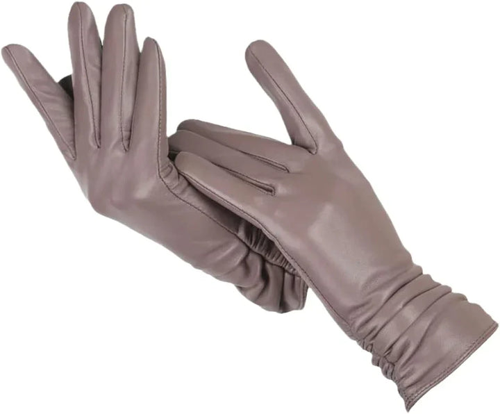 Elegante Damenhandschuhe, warm gefüttert, das ideale Modeaccessoire für den Winter.