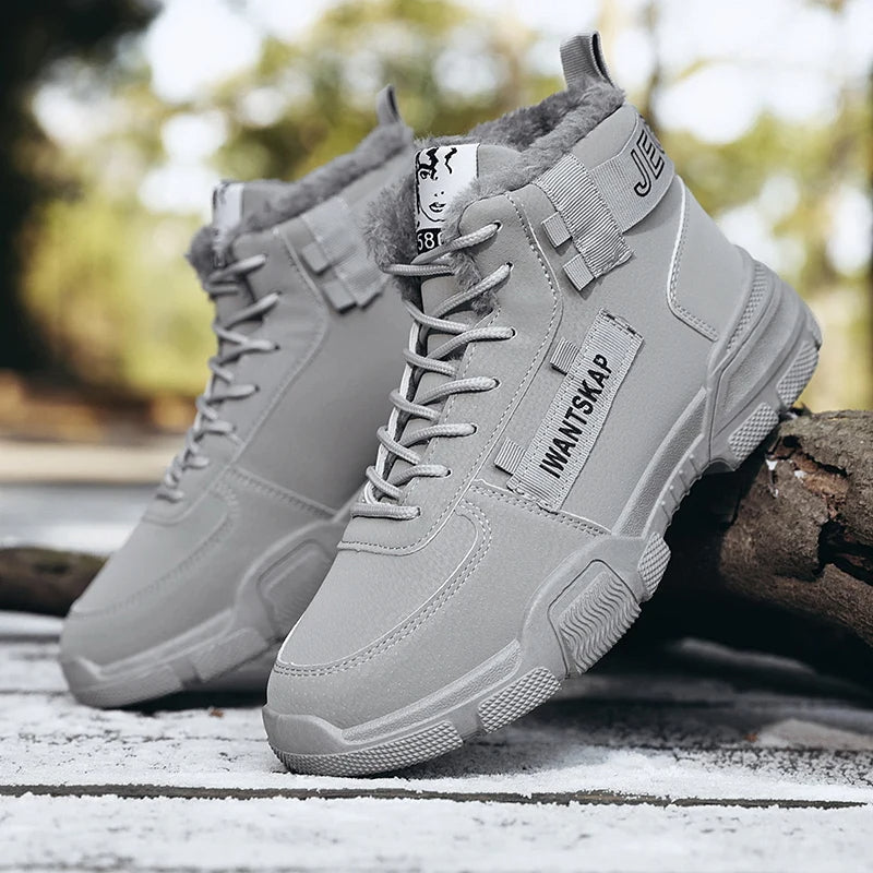 Hochwertiger Materialmix: Warme, gefütterte Herren Winter-Sneaker.