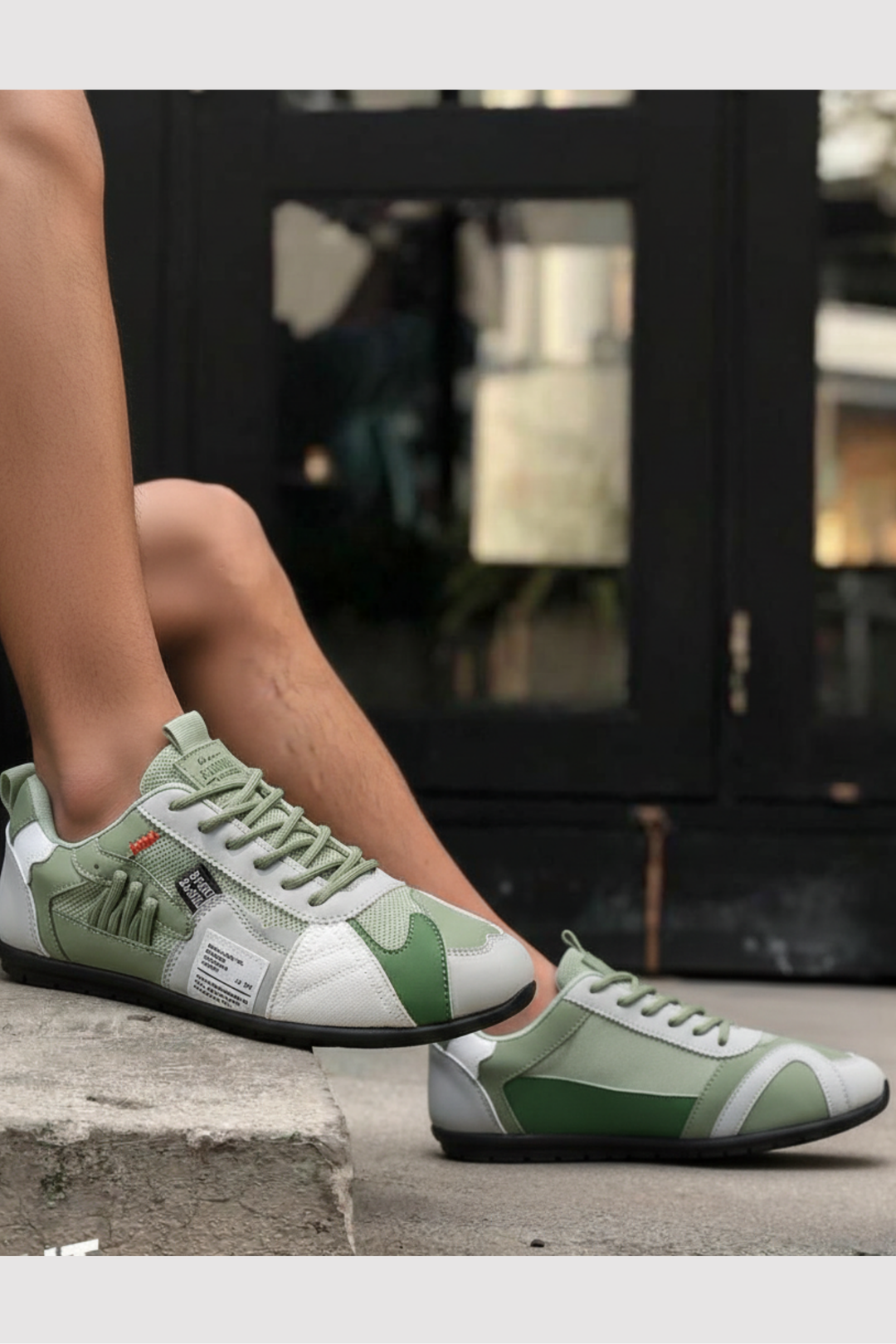 Bequeme Damen Schnür-Turnschuhe für Alltag & Freizeit; leichter, komfortabler Damenschuh in modernem Design.