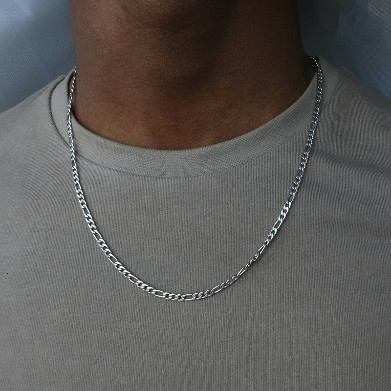 Lässige lange Herrenkette, zeitloser Schmuck für den modernen Mann. Vielseitiges Accessoire, passend für jeden Stil.