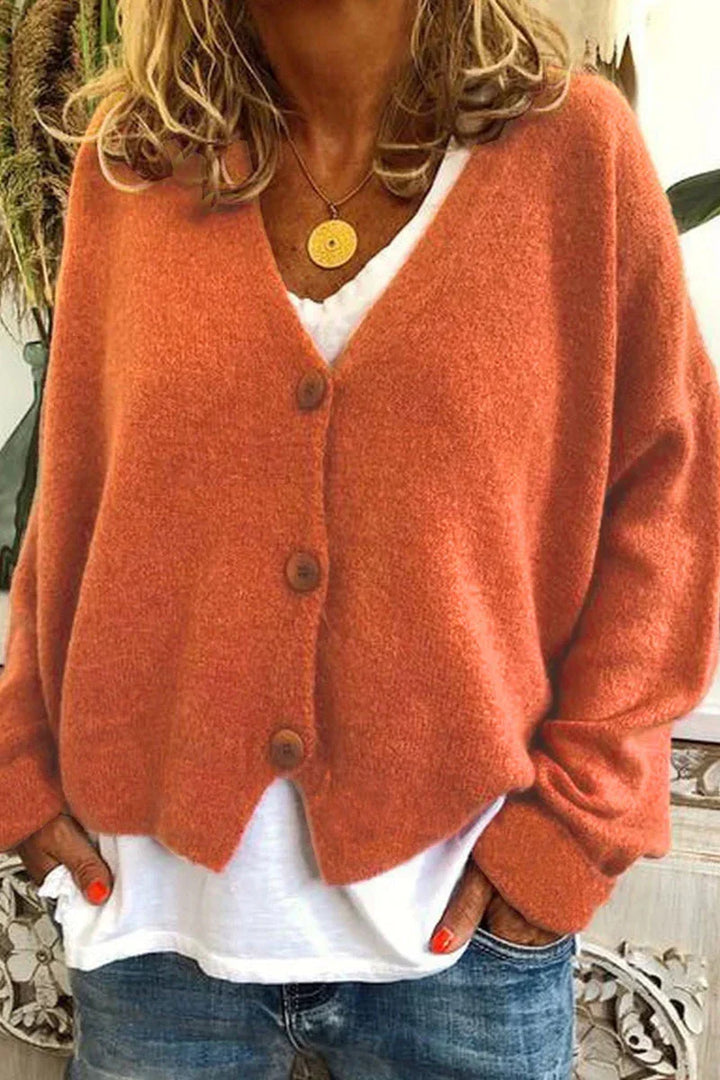 Zeitloser Damen Cardigan V-Ausschnitt. Elegante Weste, perfekt für Übergang & kühle Tage.