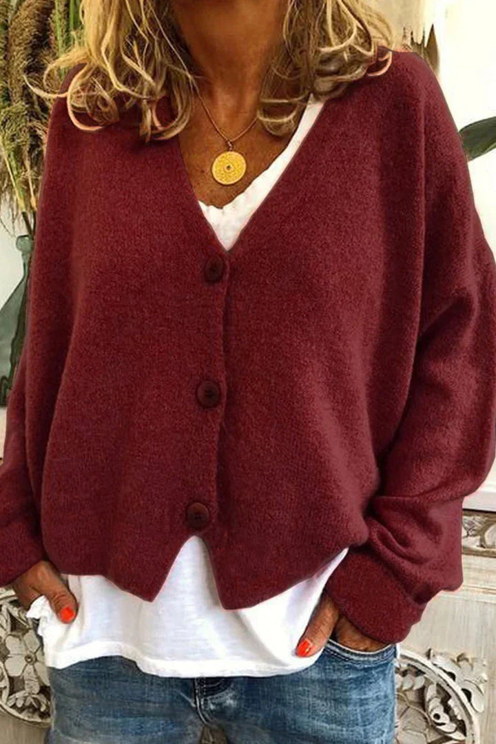 Elegante Damen Strickweste mit V-Ausschnitt. Bequemer Cardigan für Herbst- & Winterstyle.