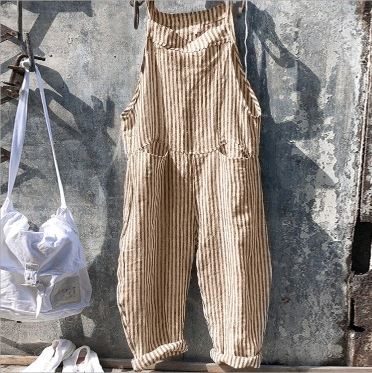 Modischer Damen Einteiler im Streifen-Design. Dieser Sommer Overall ist perfekt für den bequemen Alltag.
