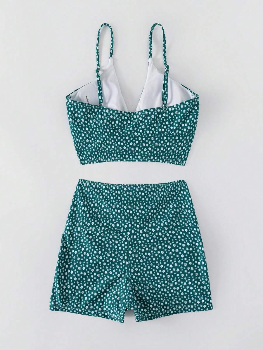Elegante Damen Bademode mit Blumenmuster, Zweiteiler für entspannte Tage am Strand & Pool im Sommer.