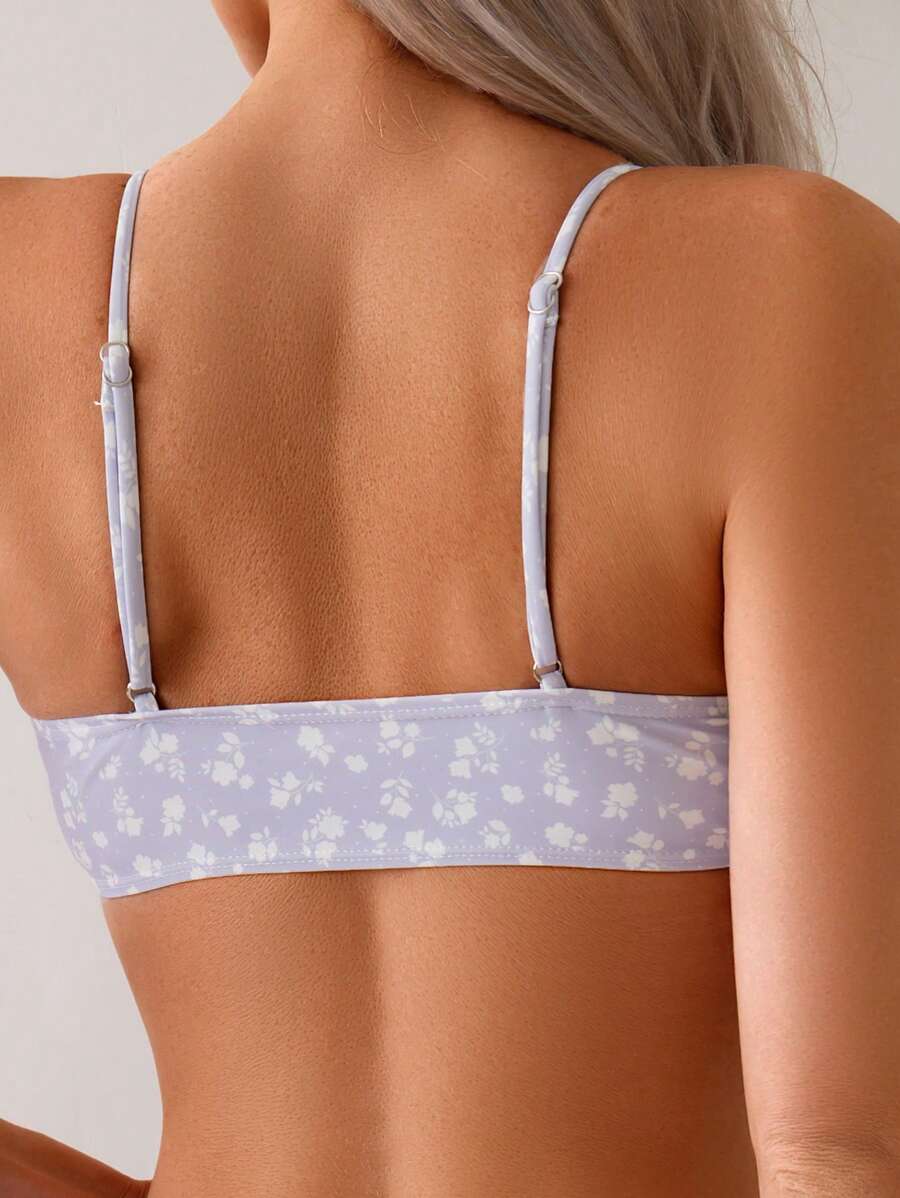 Elastischer Damen Bikini Zweiteiler mit floralem High Waist Höschen. Bügellos für maximalen Komfort.