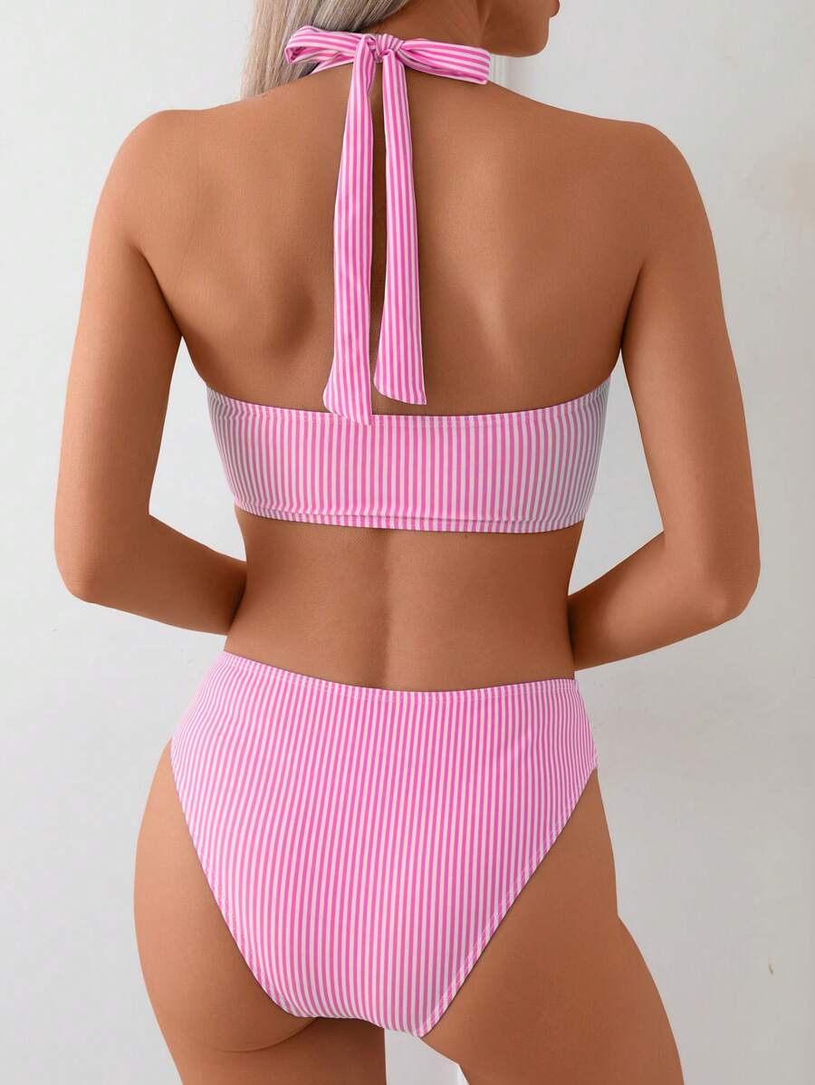 Stylischer Damen Zweiteiler Bandeau Bikini mit hoher Taille, ideal für Urlaub & Strand.