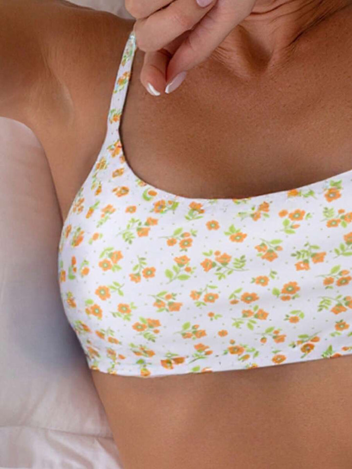 Elastischer Damen Bikini Zweiteiler, floral, High Waist. Bügellos und perfekt für entspannte Stunden.