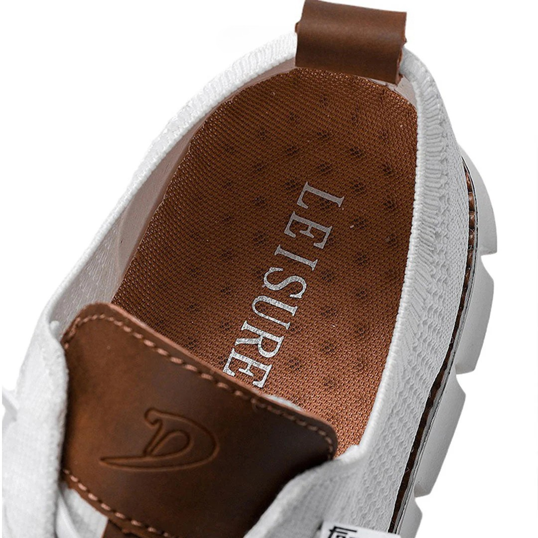 Rutschfeste Sohle der orthopädischen Urban Herrenschuhe für sicheren Halt & maximalen Komfort.