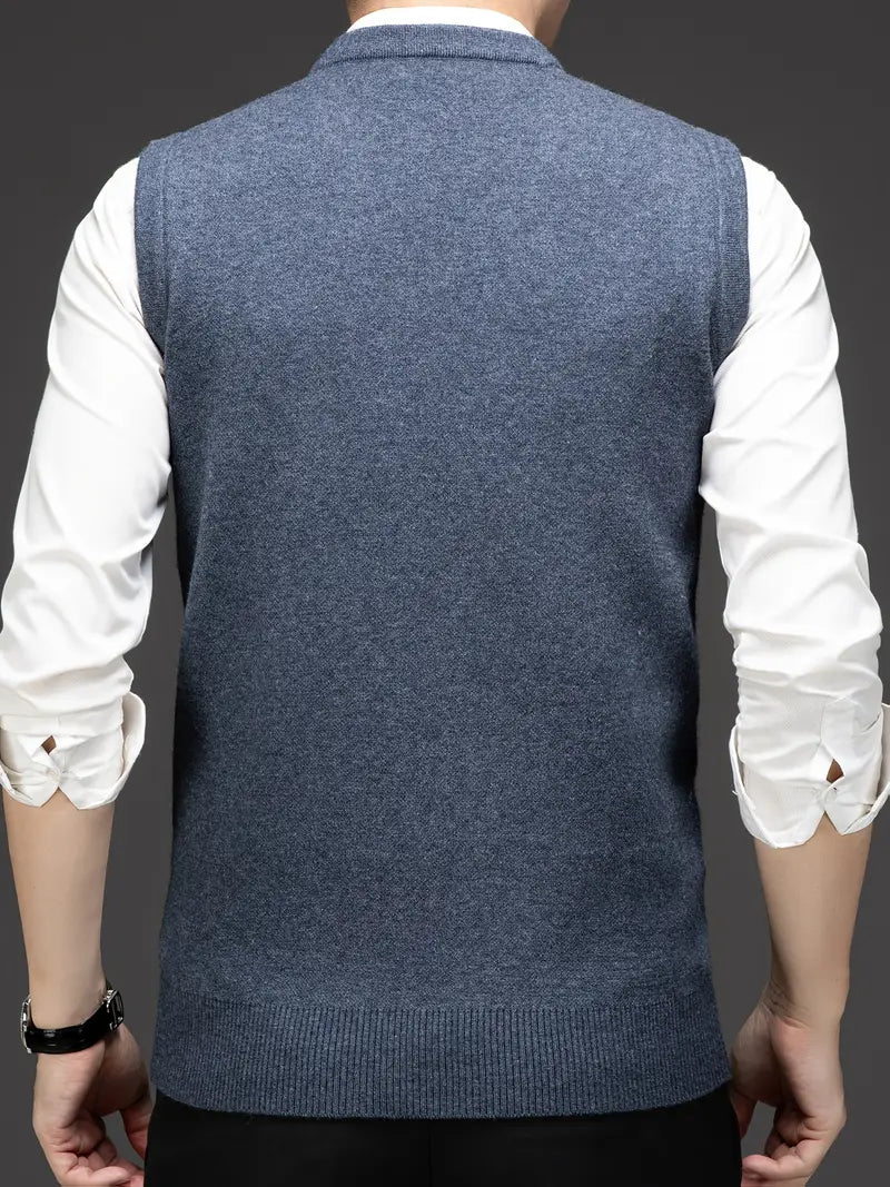 Klassischer Herren Strick-Bodywarmer, V-Ausschnitt, Slim Fit, passt zu vielen Anlässen.