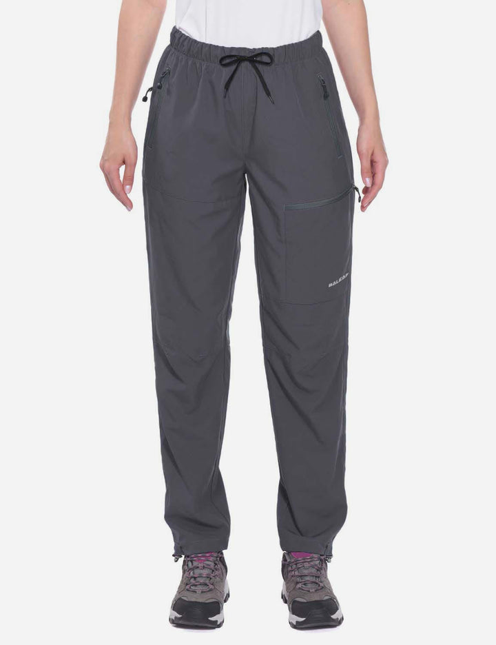 Leichte & schnelltrocknende Damen Outdoorhose mit verstellbarem Kordelzug.