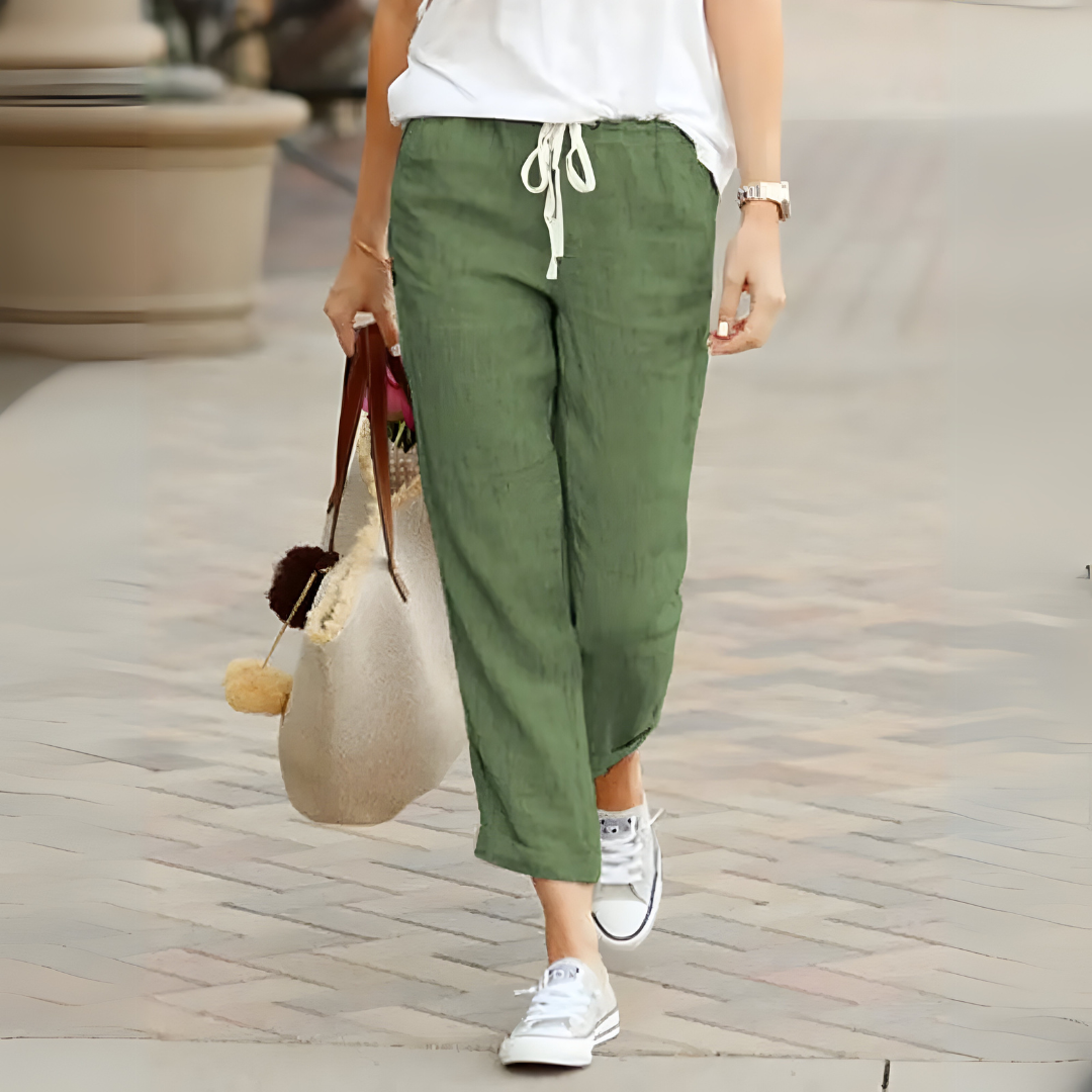 Atmungsaktive Damen Sommerhose in Schwarz, elegant und bequem, passt zu jedem Anlass und bietet hohen Komfort.