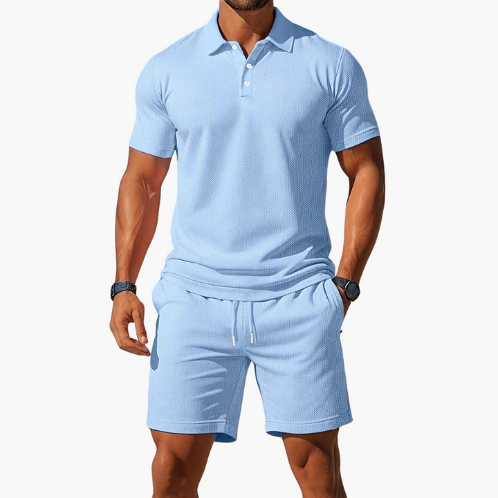 Herren Sommer Set: Stilvolles Polohemd & bequeme Shorts. Perfekt für Freizeit & Urlaub.
