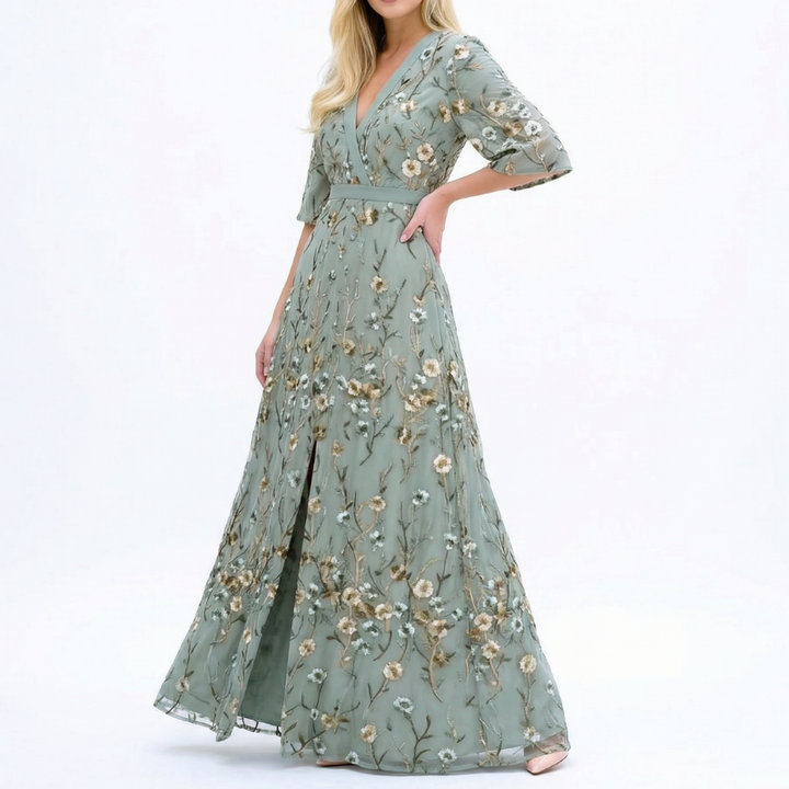 Damen Blumenkleid mit floralem Muster, leichtes Sommerkleid, perfekt für Freizeit oder Strand.