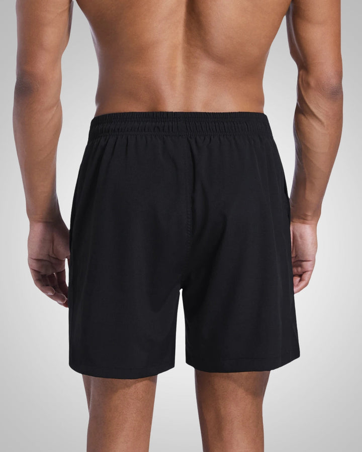 Kurze Herren Badehose, Slim Fit, perfekt für Schwimmen und Sport. Mit Kompressions-Innenhose für Halt und Bewegungsfreiheit.