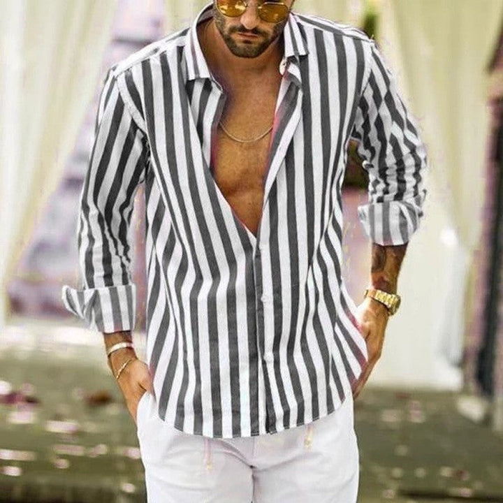 Herren Streifenhemd für lässigen Sommer-Look; ideal für Urlaub & Freizeit.