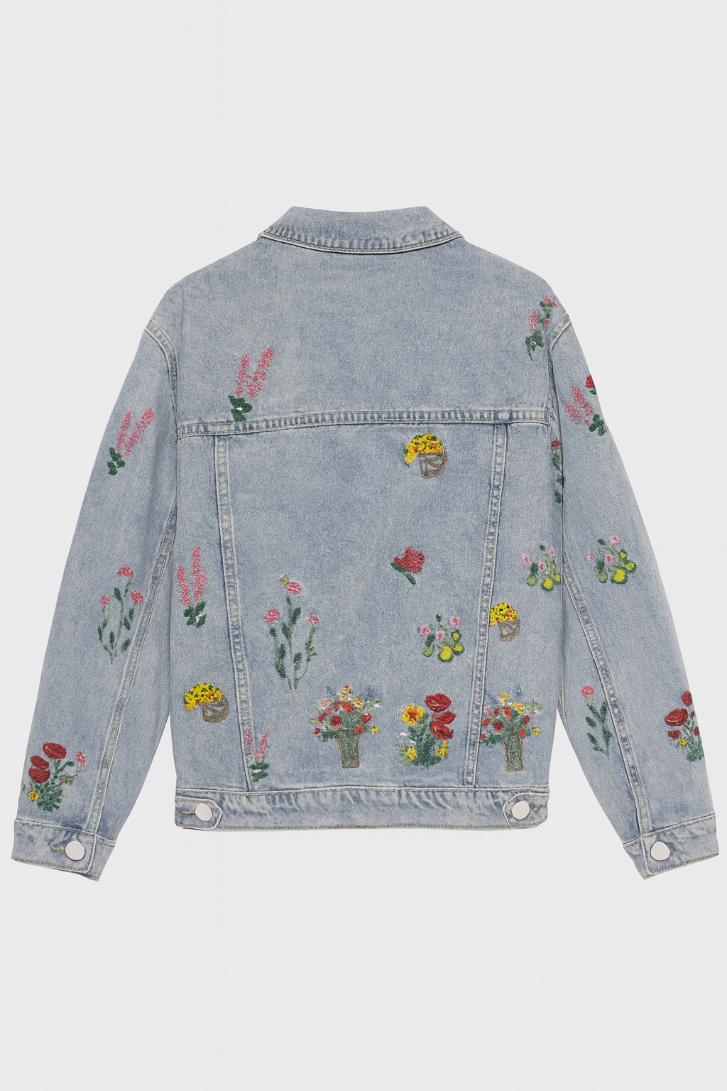 Bequeme Oversize Damen Jeansjacke mit schöner Blumenstickerei. Eine lässige Jacke für den Alltag und Streetwear-Style.