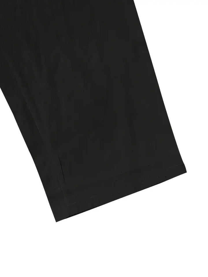 Stilvolle Herren Sommerhose in Hellblau, atmungsaktiv & leicht. Ideal für warme Tage.
