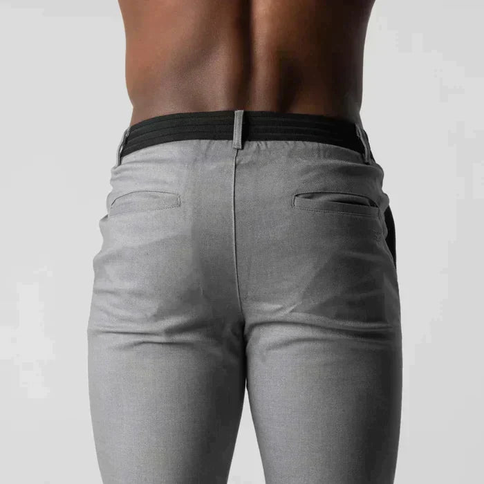 Schwarze Herren Chino Hose, klassische Basic Hose für jeden Anlass. Elegante slim fit Stoffhose.