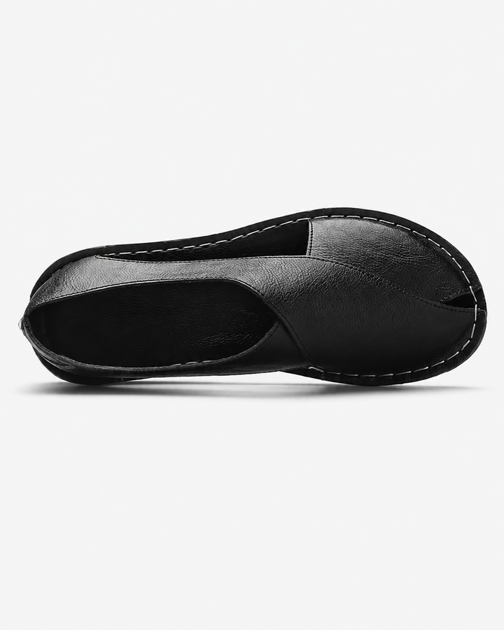 Robuste Herren Sandalen für Urlaub & Sommer. Geschlossene Zehenpartie schützt, ideal für Freizeitaktivitäten.