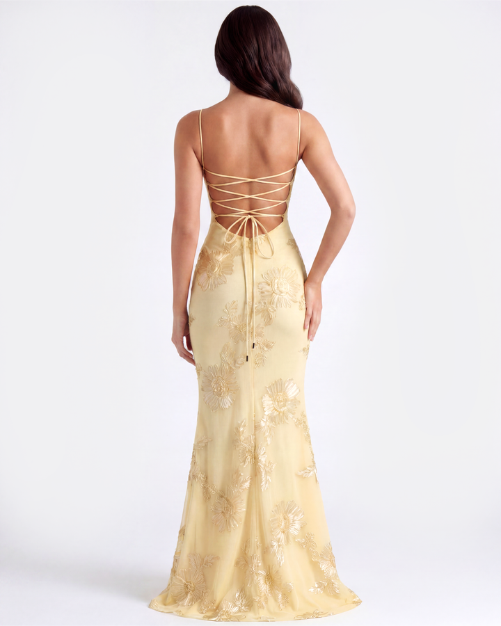 Formelles Damen-Abendkleid in Butter Gelb, mit exquisiten Blumen-Details. Ein ideales festliches Maxikleid.