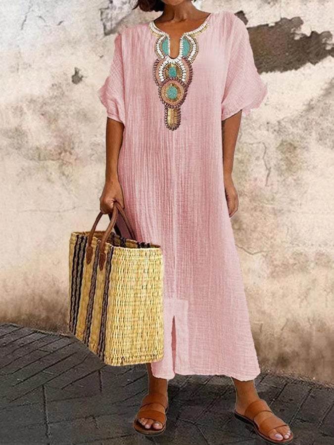 Luftiges Damen Maxikleid "Yasmin" mit kunstvollen Stickereien, ideal als Strand- oder Urlaubskleid.