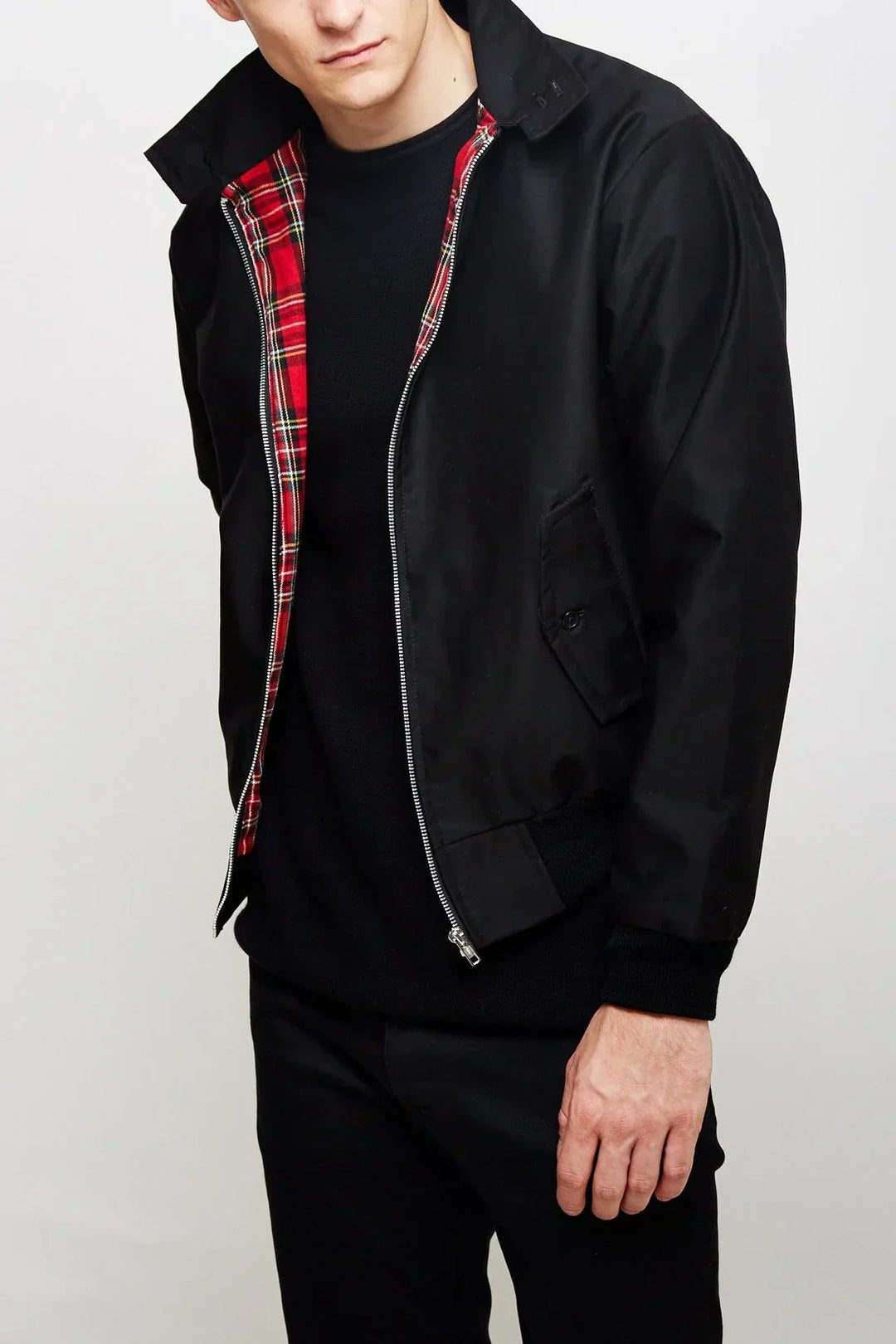 Zeitlose Herren Harrington-Jacke für den legeren Look, leichte Übergangsjacke für Frühling und Herbst.