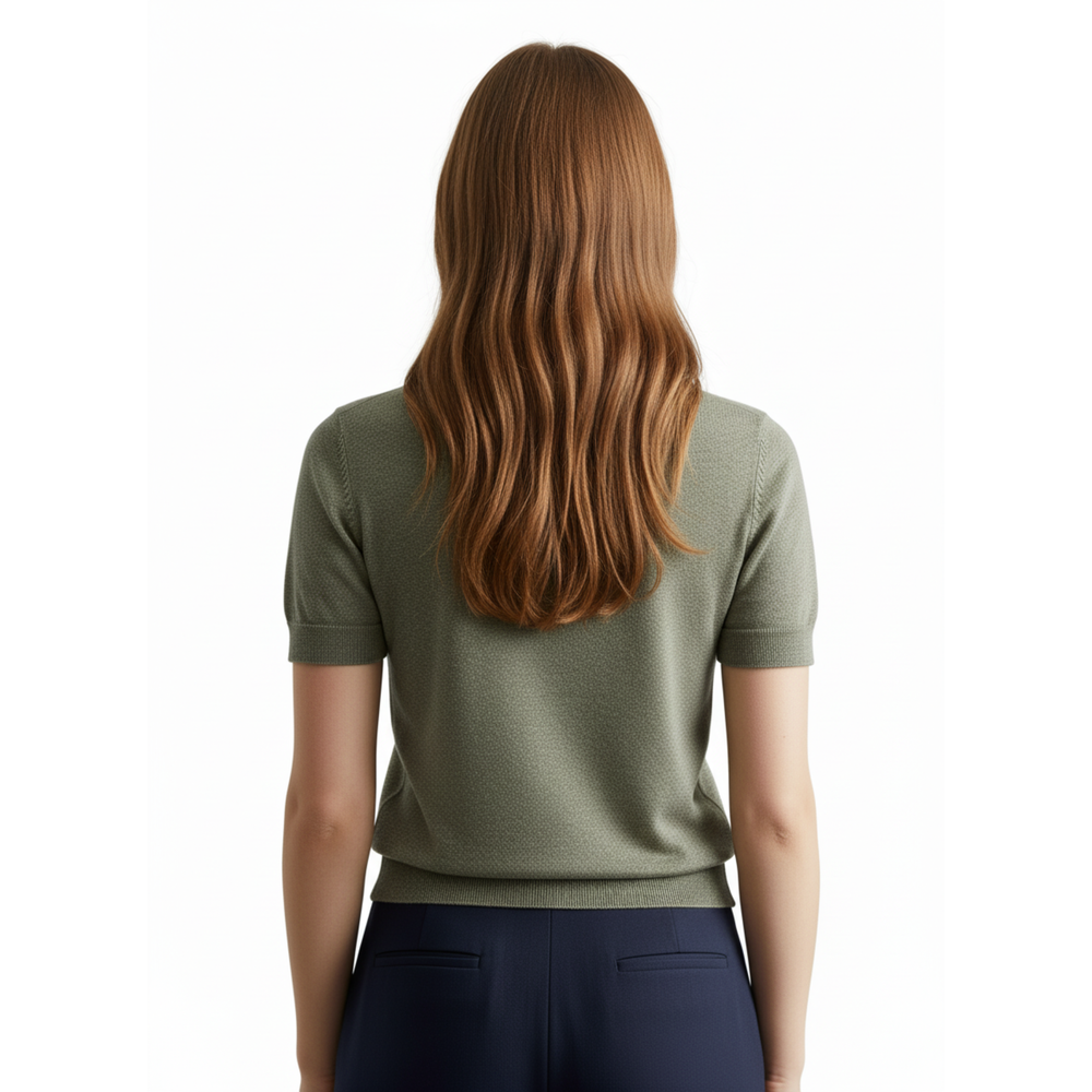 Elegantes Damen Slim Fit T-Shirt mit Rundhals & Kurzarm, perfekt für stilvolle Alltagslooks.