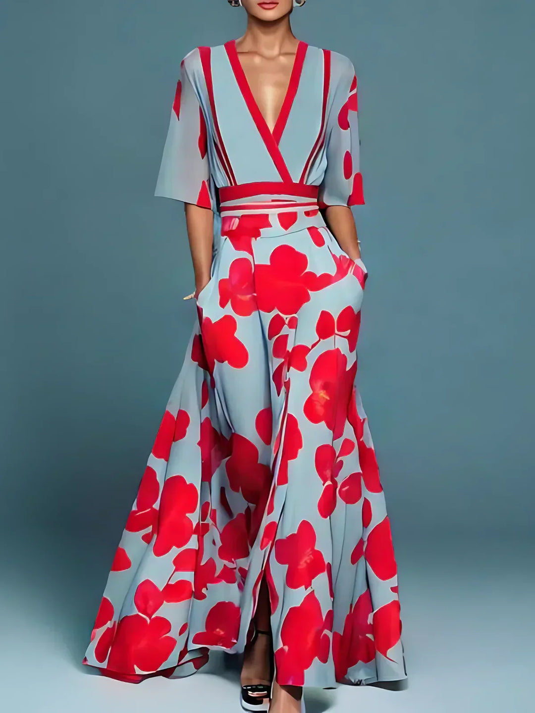 Elegantes Damen Maxikleid P0777 mit V-Ausschnitt und sommerlichem Blumenmuster, ideal für Freizeit & Anlässe.