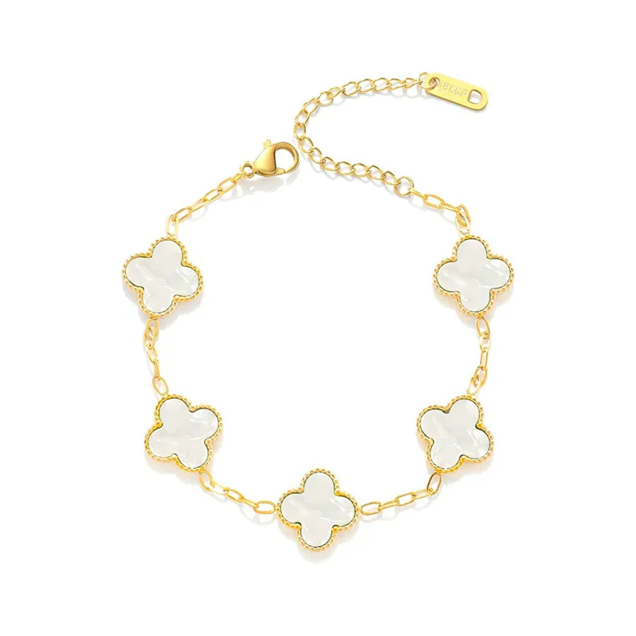 Glänzendes Damen Schmuck Armband Valentina aus Edelstahl, stilvoller Glücksbringer mit Kleeblatt-Motiv.