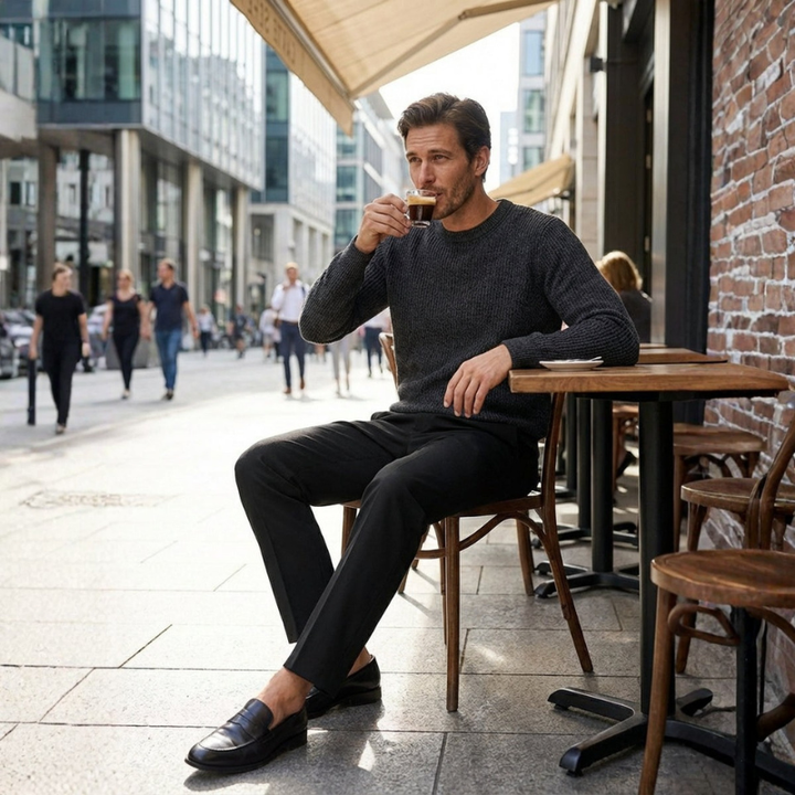 Slim Fit Herrenhose auf Mannequin, zeigt die schlanke Passform für moderne Männer Mode.