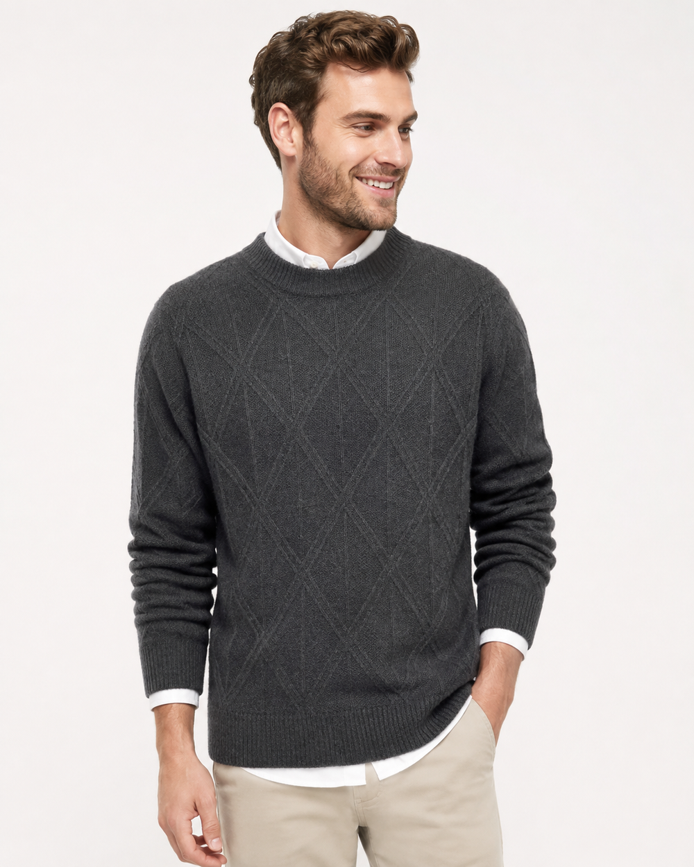 Eleganter Herren Rundhals-Pullover mit feinem Diamantmuster. Perfekt für Büro- & Freizeit-Outfits.