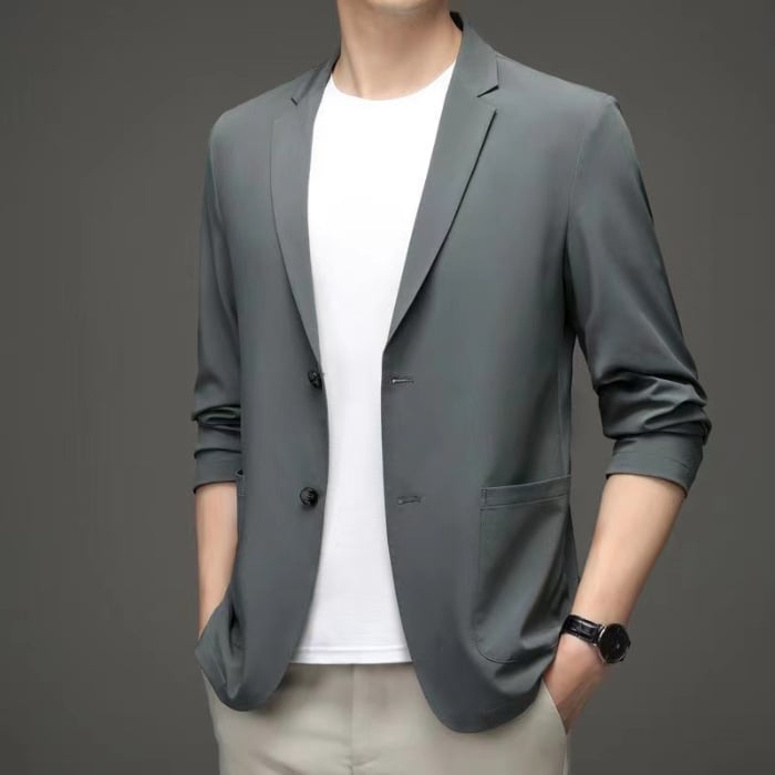 Vielseitiger Slim Fit Herren Sakko mit Zwei-Knopf-Verschluss, ideal für Business, Casual und die Übergangszeit.