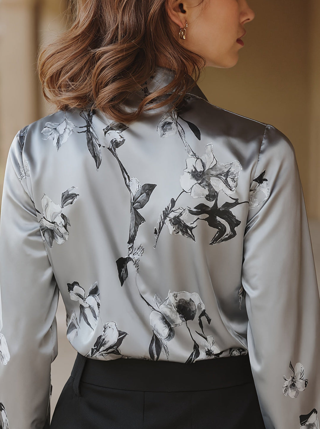 Moderne Damenbluse langarm, Knopfleiste, vielseitig von Business bis Casual, bequem & stilvoll.
