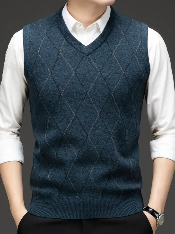 Eleganter Herren Strick-Bodywarmer, Slim Fit, V-Ausschnitt, perfekt für moderne Herrenmode.
