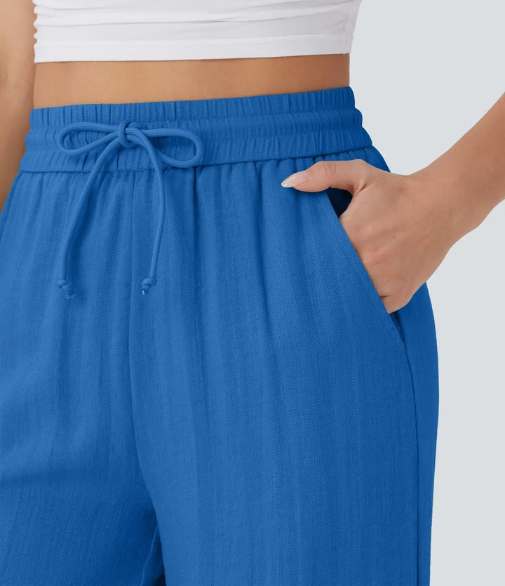 Graue luftige Freizeithose, weites Bein. Ideal für entspannte Spaziergänge oder Urlaub.