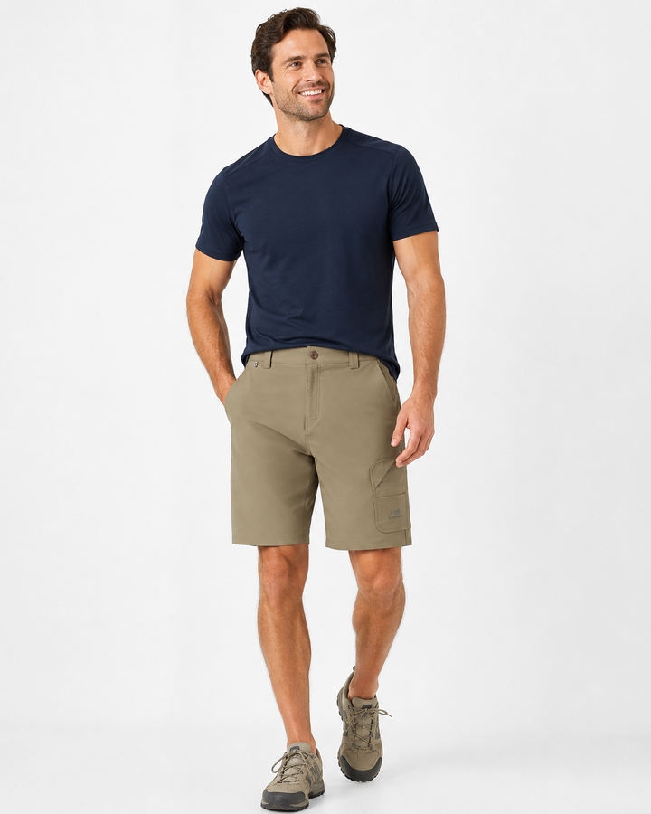 Strapazierfähige Herren Outdoor Shorts, schnelltrocknend und robust für alle Abenteuer.