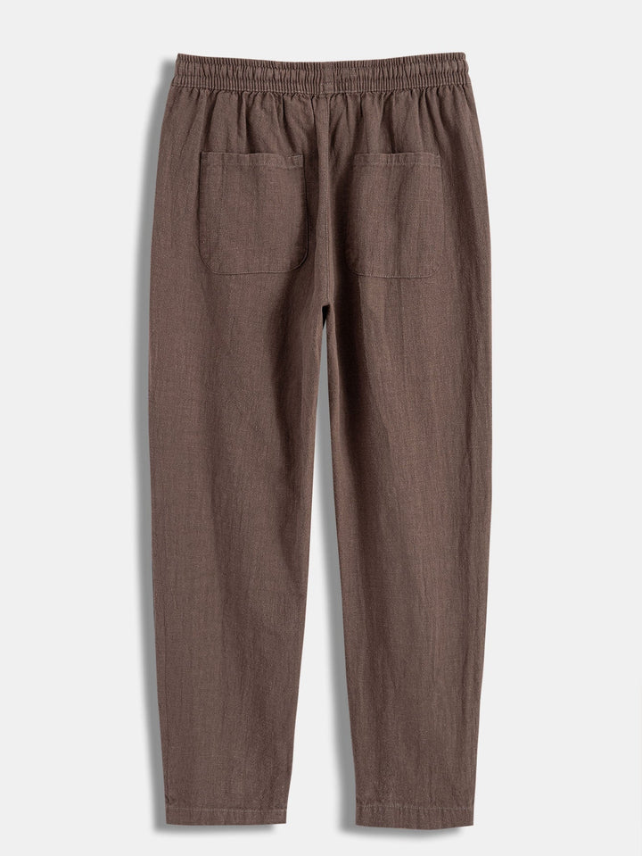 Herren Casual Zweiteiler: Bequemes Hemd & luftige Hose für heiße Sommertage.
