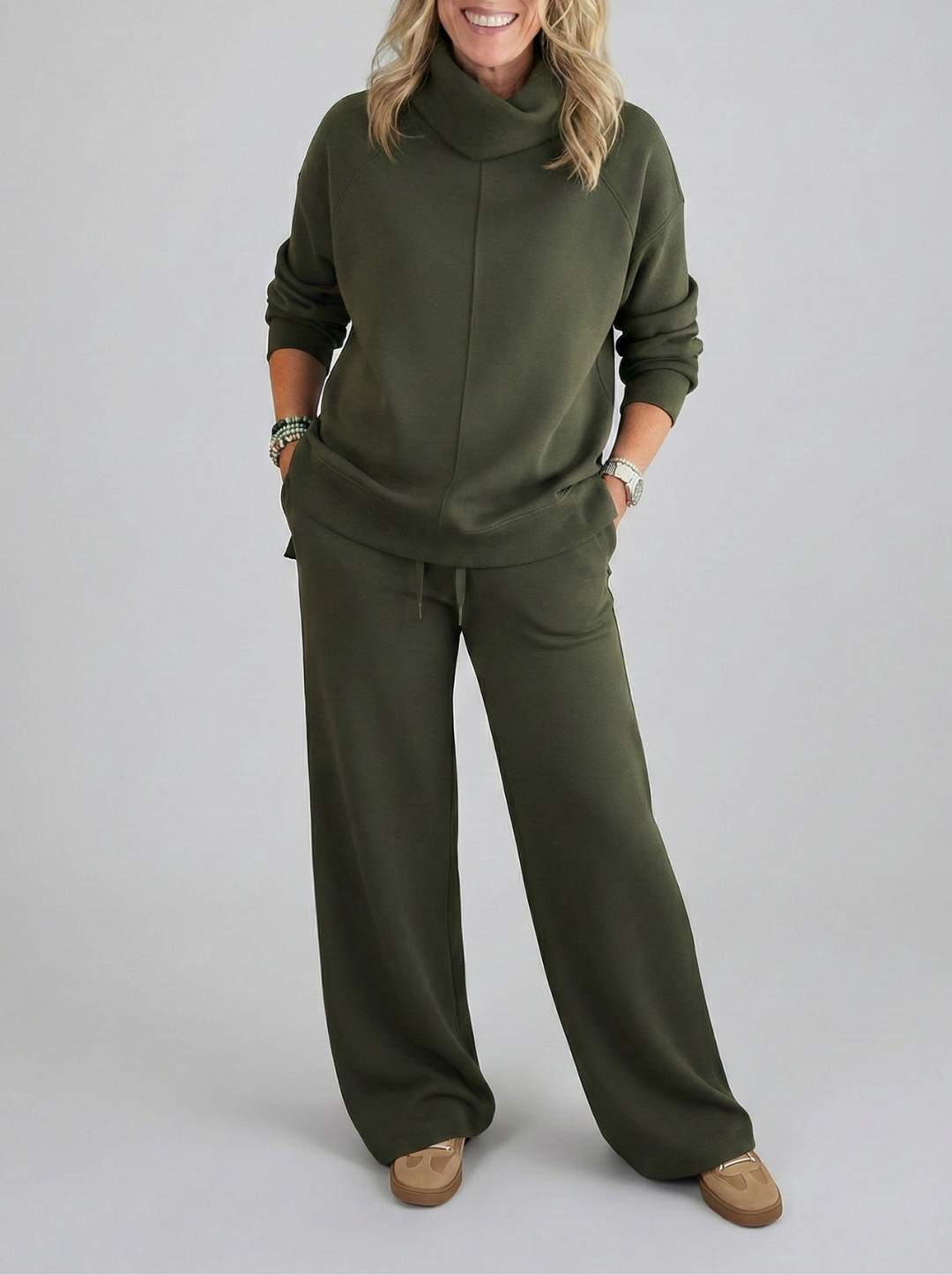 Vielseitiges Damen Lounge Set, zweiteilig, ideal für Komfort und Stil im Alltag.