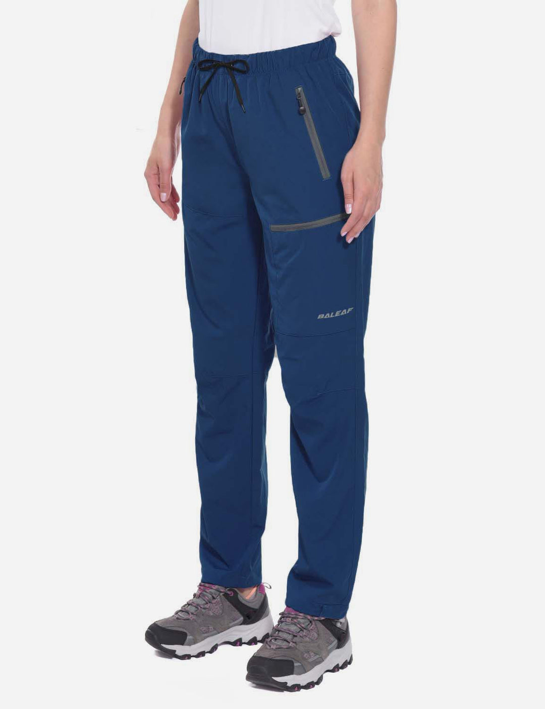 Vielseitige Damen Cargohose, perfekt für Natur & Sport, mit UV-Schutz.