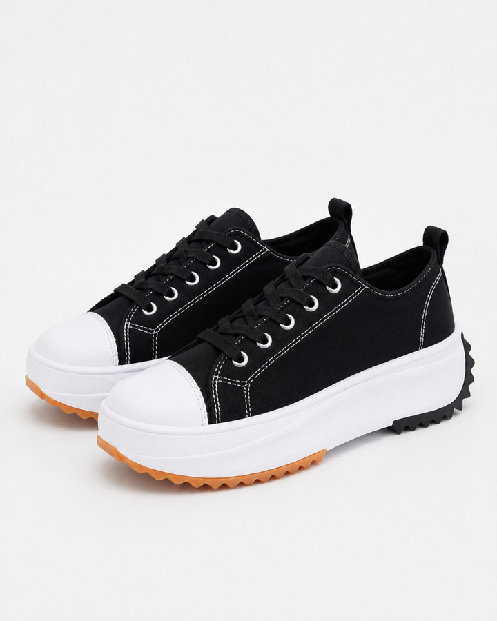 Modische Schnürschuhe für Damen, lässige Sommerschuhe für einen bequemen Freizeit-Look.