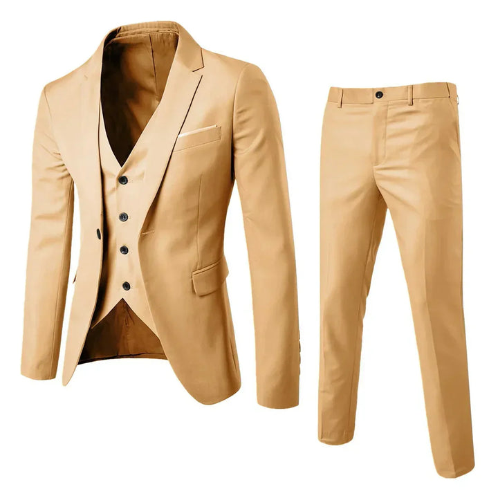 Moderner, bürotauglicher Herren Dreiteiler Anzug mit Sakko, Weste und Hose für einen zeitlosen Business-Look.