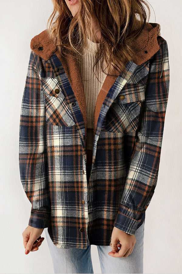 Herren Flanelljacke mit warmem Sherpa-Futter & Kapuze, ideal für Winter & Freizeit.