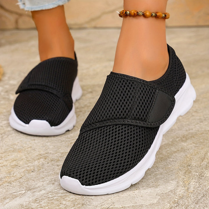 Moderne Damen Komfortschuhe, Slip On Sneaker mit leichtem Design und atmungsaktiver Qualität.