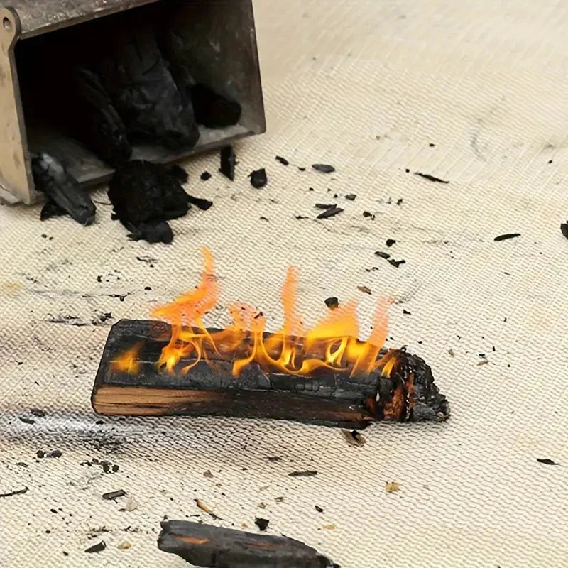 Hitzebeständige Grillmatte aus Glasfaser schützt Boden unter Grill & Feuerschale im Outdoor-Bereich.