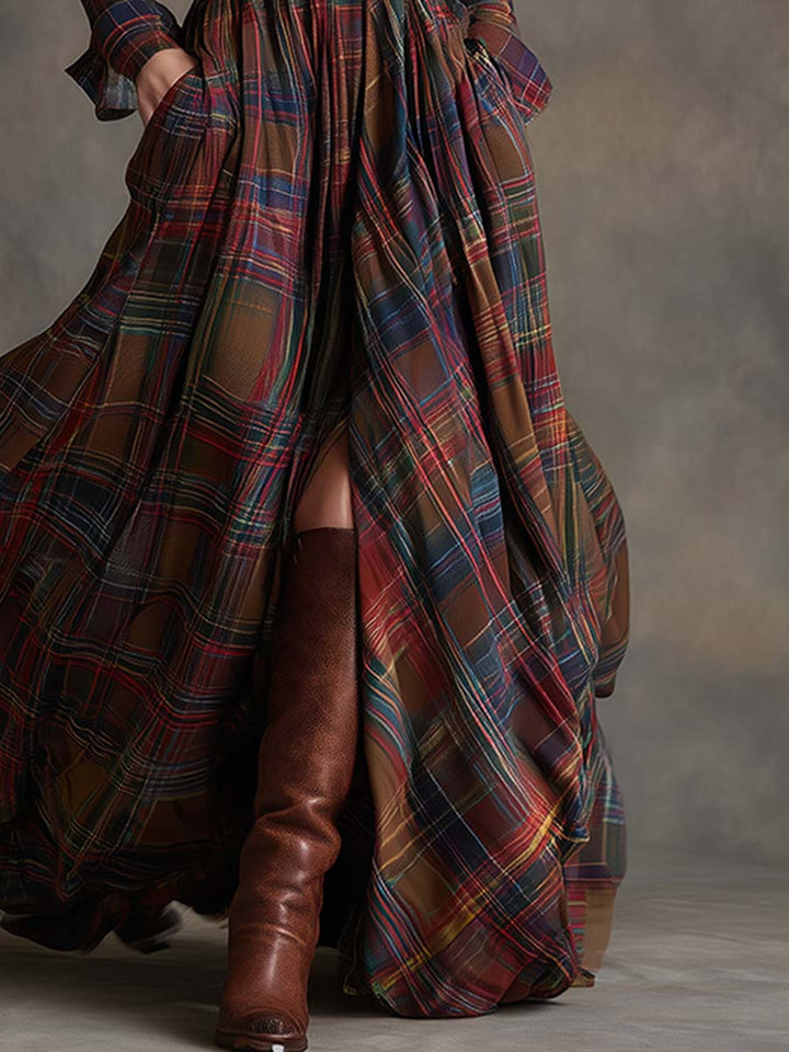 Damen Maxi-Kleid mit Gürtel und Karomuster, Nahaufnahme des eleganten Stoffes und Designs.