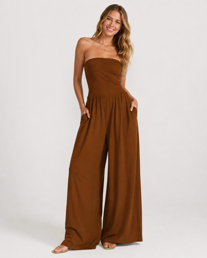 Damen Jumpsuit mit weitem Bein, rückenfrei, für eine elegante Silhouette. Ideales Party-Outfit.