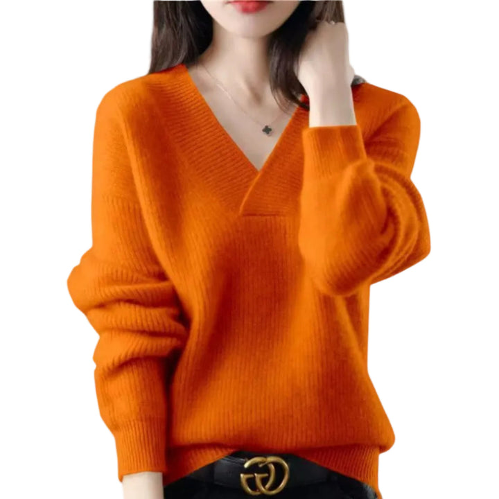 Gemütlicher Damen Strickpullover mit Rippstrick-Struktur und tiefem V-Ausschnitt. Bequem & stilvoll.
